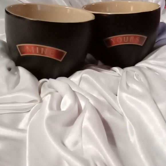 Bailey's Irish Cream Cups  yours&mine Tea / Coffee Cups. - Picture 4 of 4